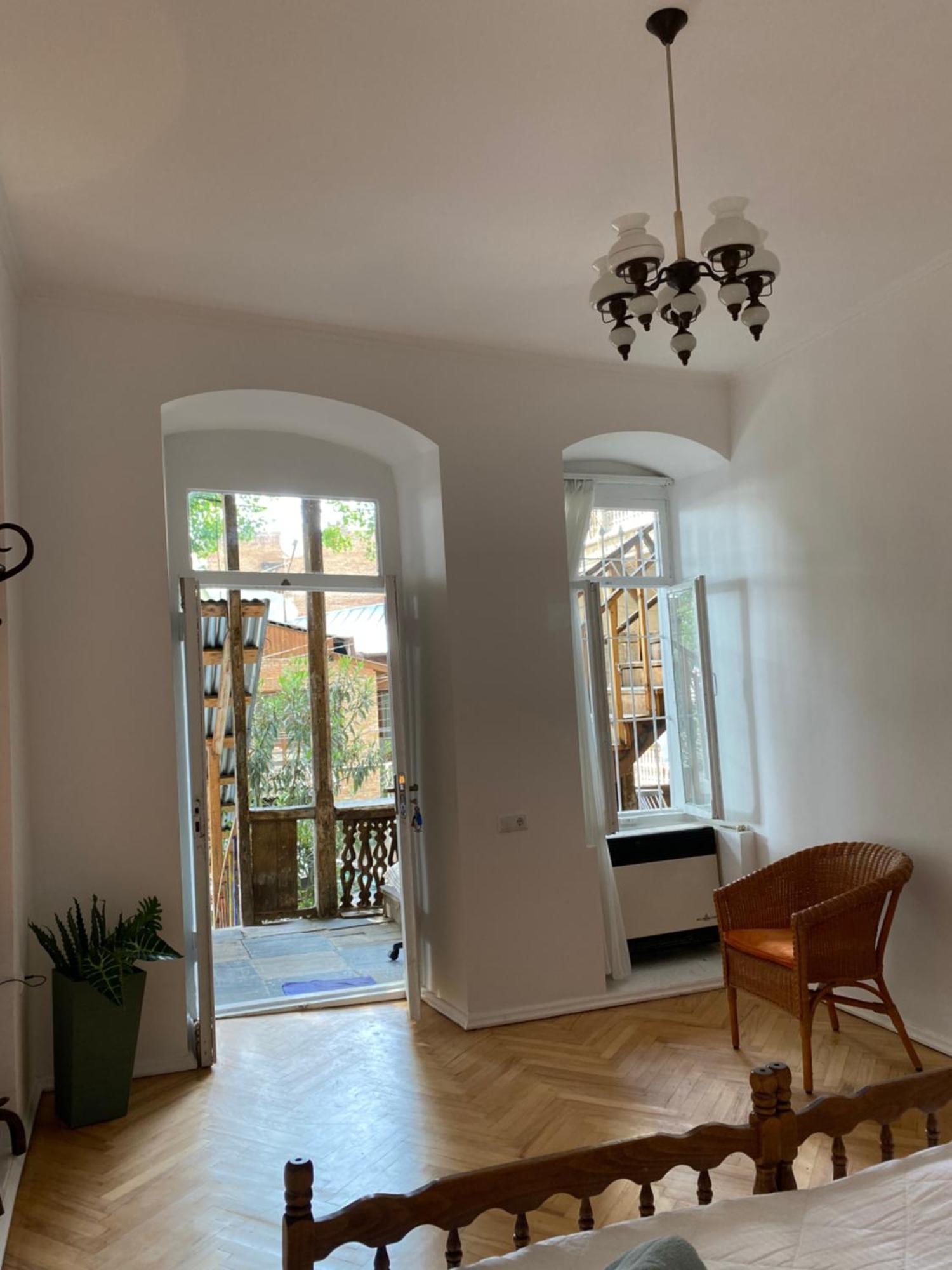 Old Tbilisi City Center, Two - Room Apartment Kültér fotó
